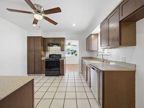 Building Photo - You will want to call this 3 bedroom 2 bathroom house "home sweet home".