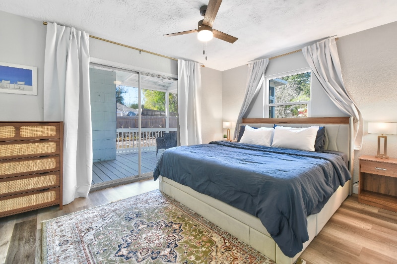 Building Photo - 7335 10th Ave N