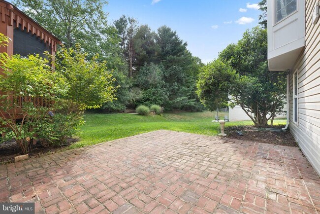 Building Photo - 5871 Paine Run Pl