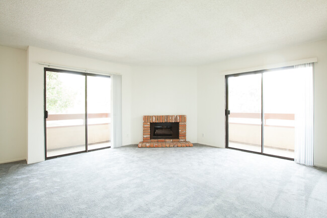 Building Photo - 601 Westholme Ave