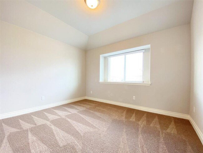 Building Photo - 414 Field Corn Ln