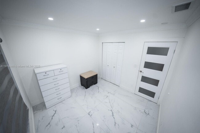 Building Photo - 17404 SW 142nd Pl