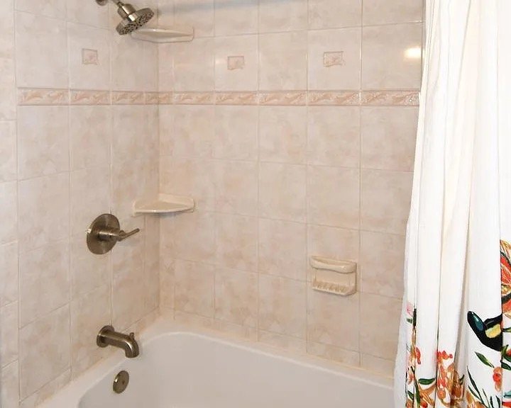 Building Photo - 2915 Tallow Ln