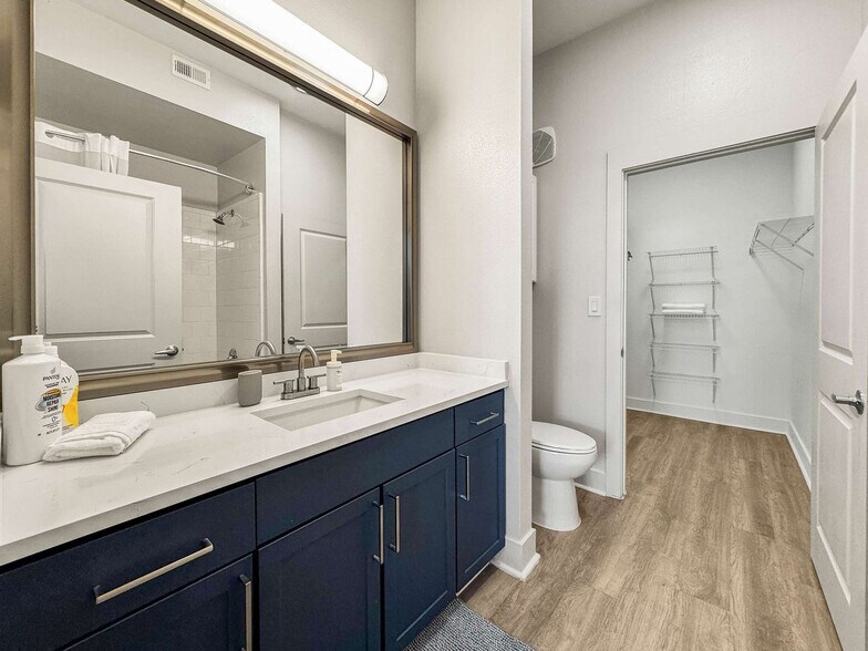 Building Photo - 2901 Indiana St