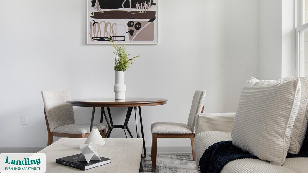 Building Photo - 1148 N Main St