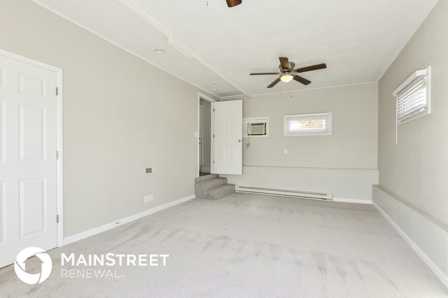 Building Photo - 1319 N Third St