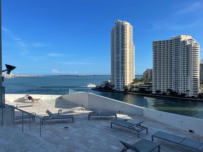 Building Photo - 335 S Biscayne Blvd