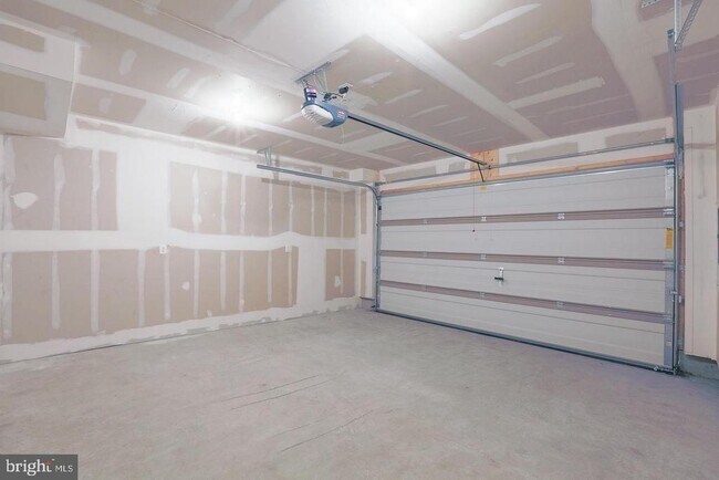 Building Photo - 1235 Cooksie St