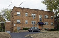 Building Photo - Montgomery Road Garden Window Apartments