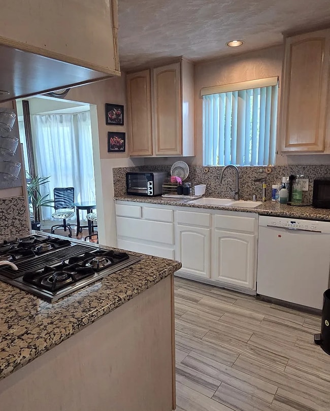 Building Photo - Stunning 3BR/1BA Home in Prime West Covina Neighborhood