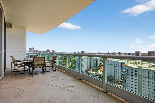 Building Photo - 20155 NE 38th Ct