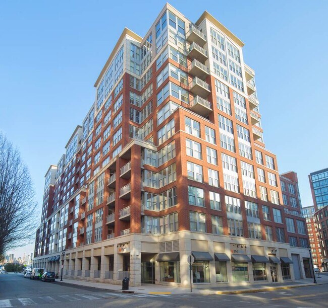 Building Photo - 1125 Maxwell Ln