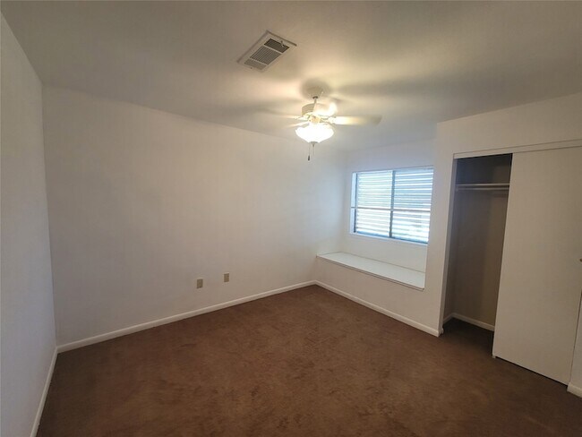 Building Photo - 7523 Beaudelaire Cir
