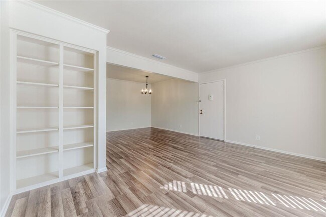 Building Photo - 7920 Rockwood Ln