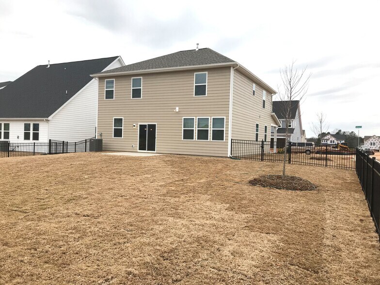 Building Photo - 103 Samara Ln