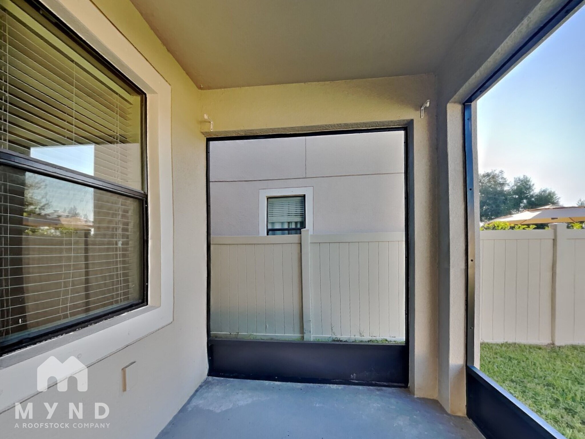 Building Photo - 10159 Newminster Loop