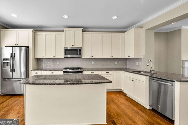 Building Photo - 1660 Gilstrap Ln NW