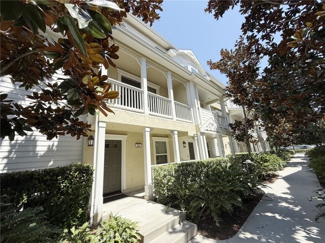 Building Photo - 424 Silk Tree