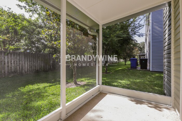 Building Photo - 209 Woodknoll Pl