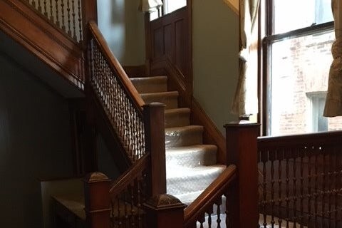 Front entry - 658 W Forest Ave