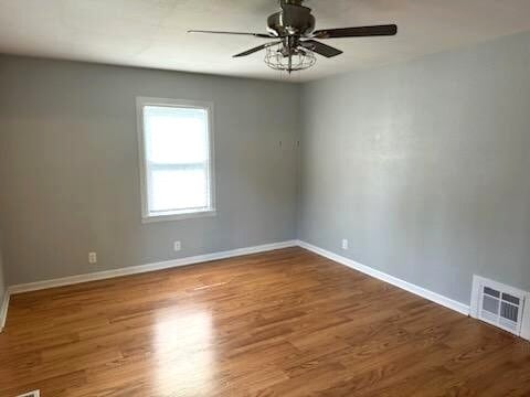 Building Photo - 1301 Schriber Ave