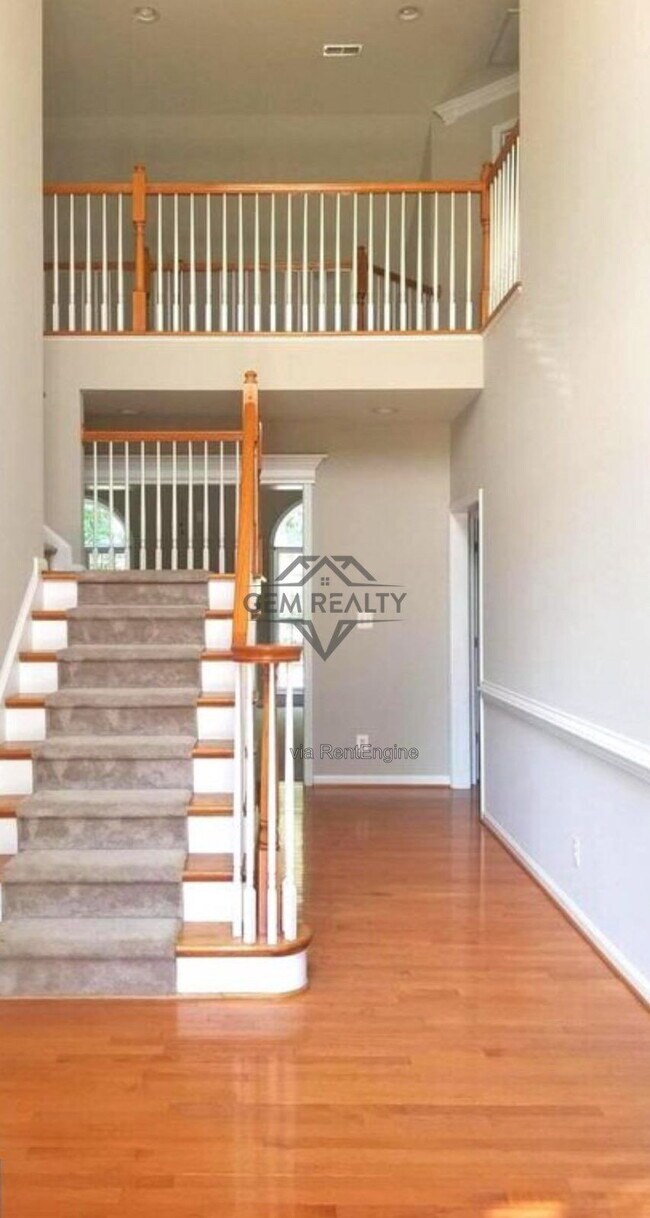 Building Photo - 10410 Silver Creek Ct