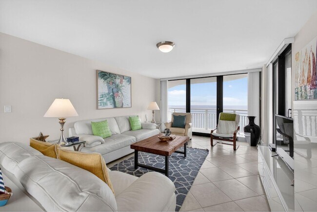 Building Photo - 3000 N Ocean Dr