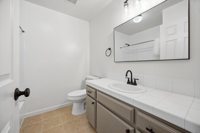 Building Photo - SILVERCREEK BEAUTY !!!  APPLICATION PENDING!!