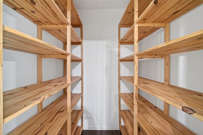 Building Photo - 3238 E Rangecrest Pl