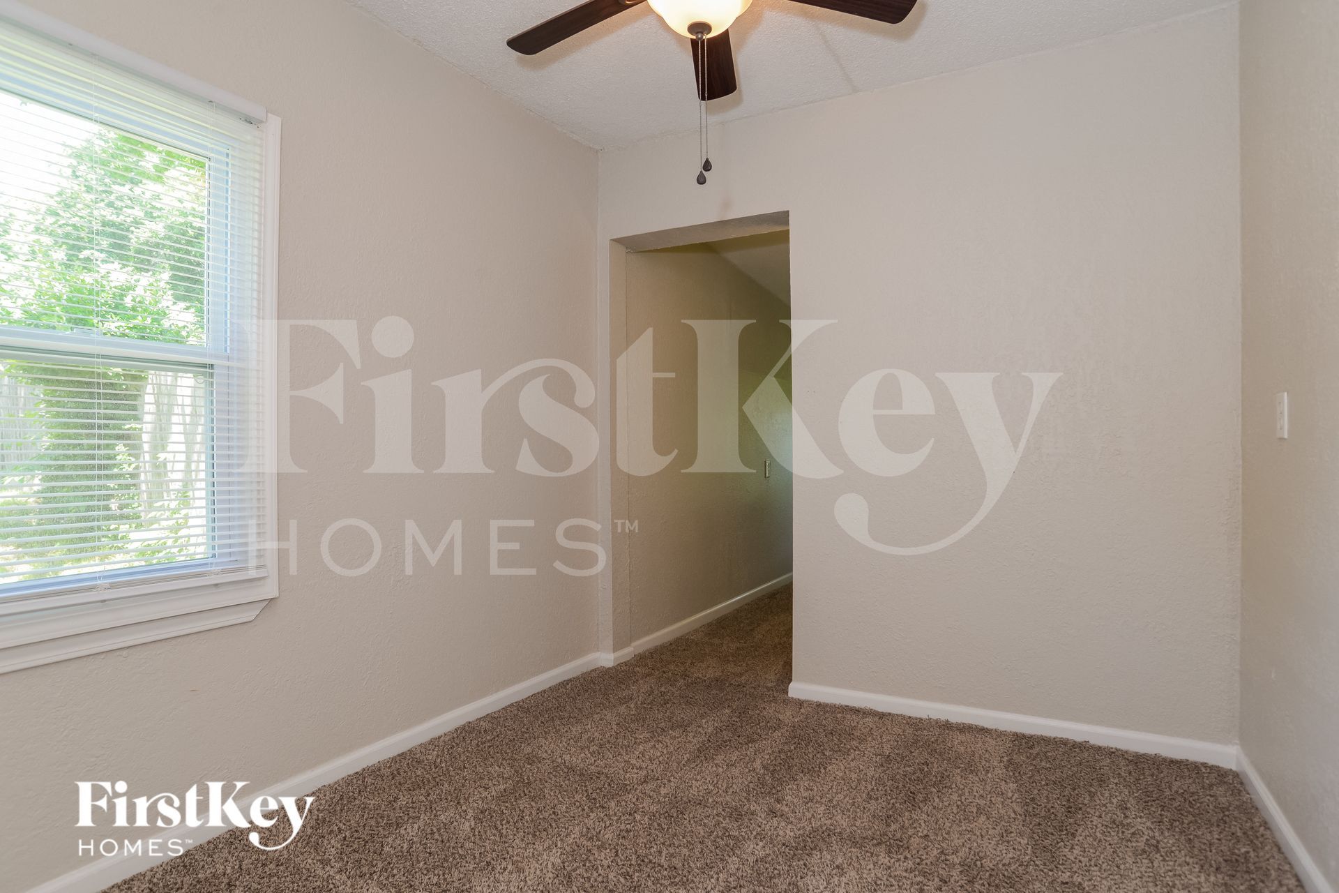 Building Photo - 900 NE 62nd St