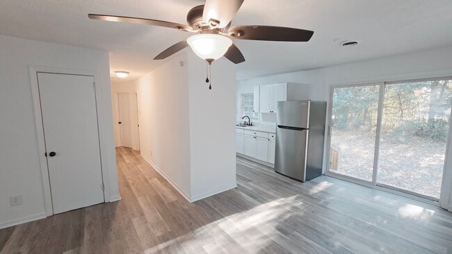 Building Photo - Monetta Apartments