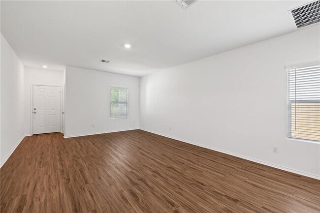 Building Photo - 21724 Wilmiller Ln