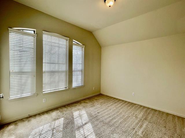 Building Photo - 6304 Blackstone Dr