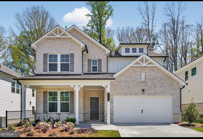 Building Photo - 3453 Hillyard Dr
