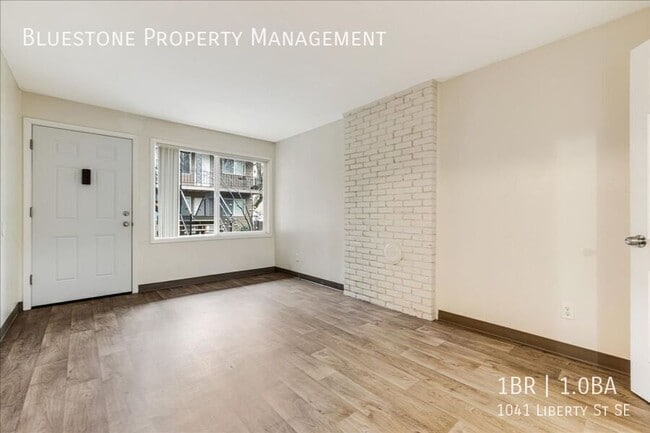Building Photo - 1041 Liberty St SE