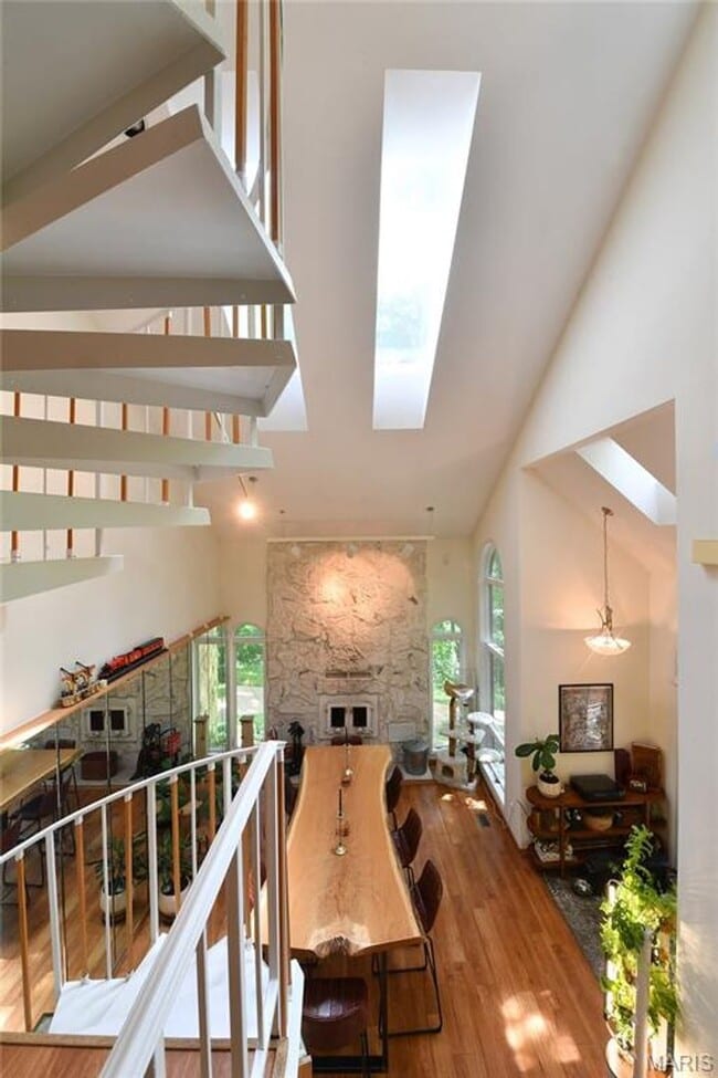 Building Photo - 903 Strecker Rd