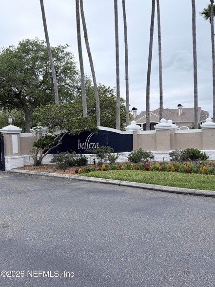 Building Photo - 425 Timberwalk Ct
