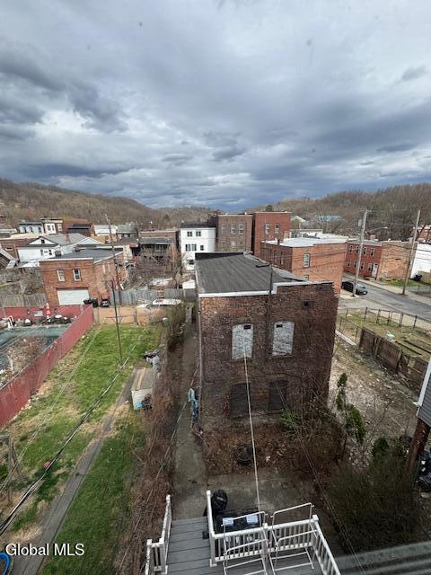 Building Photo - 306 3rd St