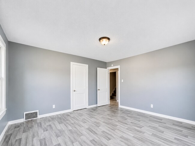 Building Photo - 855 Work Dr