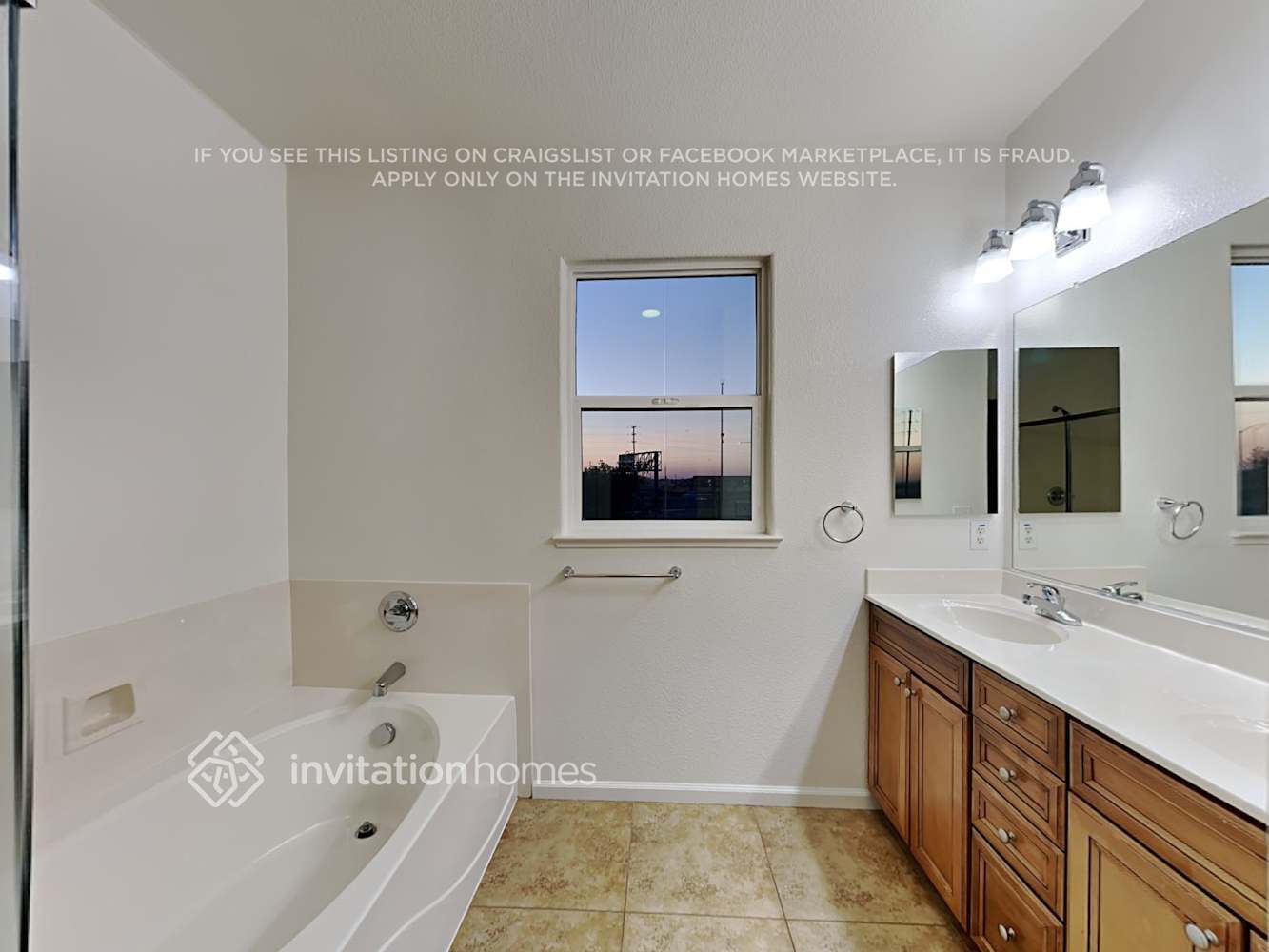 Building Photo - 18 Outer Banks Pl