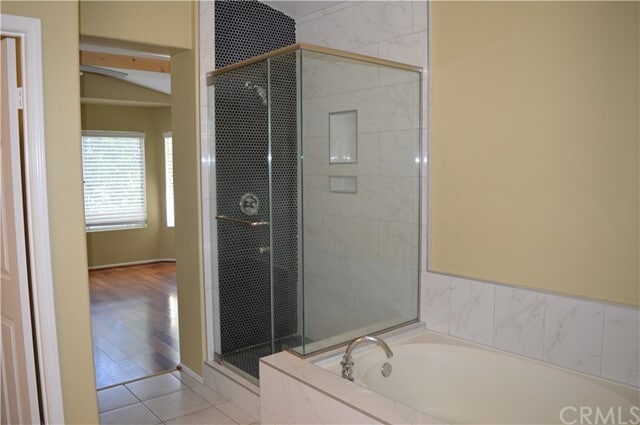 Building Photo - 15272 Rousseau Ln