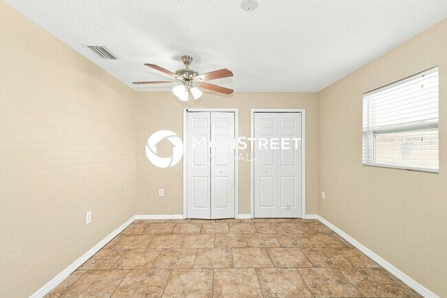 Building Photo - 3 Bedroom Pet-Friendly Home in Holiday, FL with Main Street Renewal