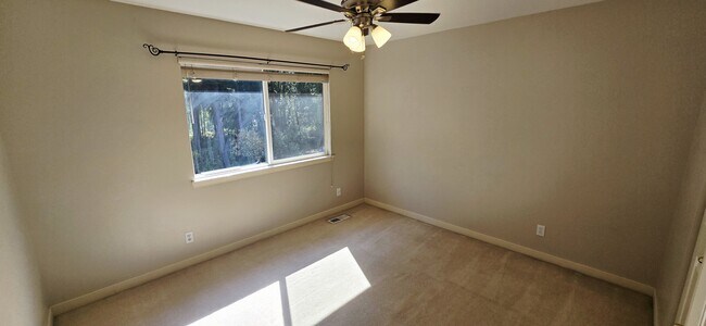 Building Photo - 23580 Brixton Pl