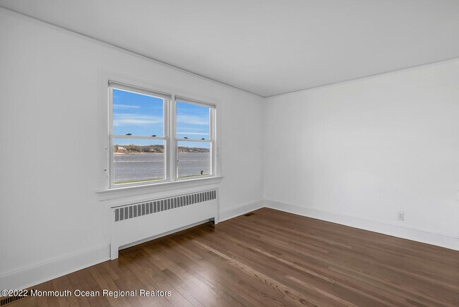 Building Photo - 181 Lewis Ln