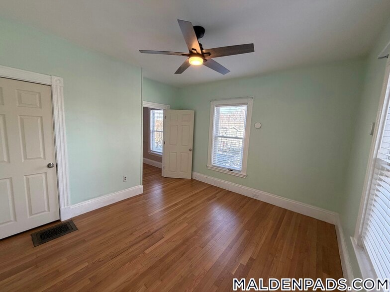 Building Photo - 214 Washington St