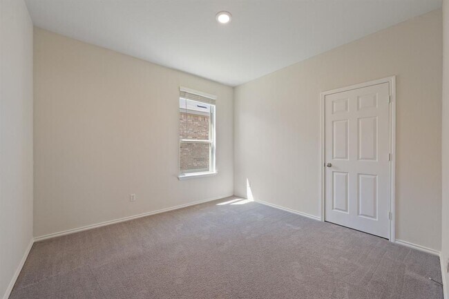 Building Photo - 184 Gunther Way