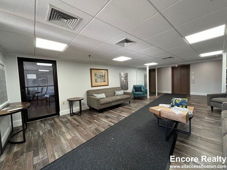 Building Photo - 385 Massachusetts Ave