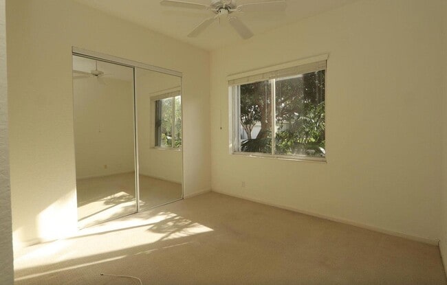 Building Photo - 9183 Bay Point Cir