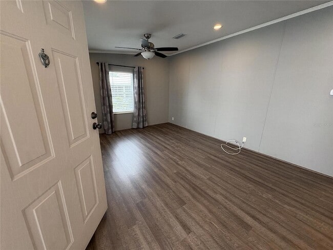 Building Photo - 717 Choo Ln