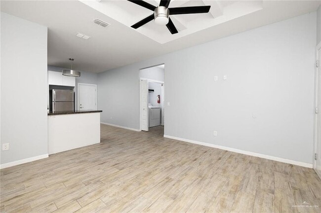 Building Photo - 3809 Valeria St